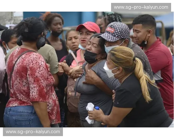 巅峰对决：当基多海拔的寒冷遇见瓜亚基尔海岸的烈焰——拉普大学vs瓜亚基尔巴塞罗那的全景博弈